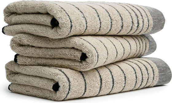 MÖVE Eden Hand- und Duschtuch im Querstreifen Design mit umgelegtem Saum. Luxuriös, saugfähig & nachhaltig aus der Möve Home Spa Collection