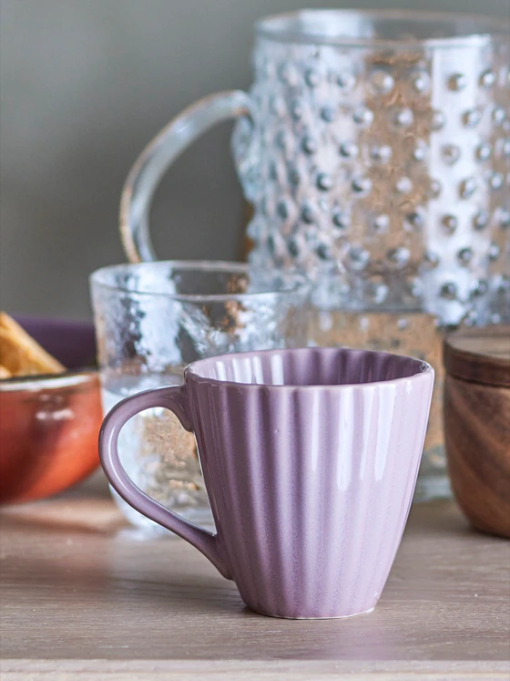 Bloomingville Latina Becher – Zeitloser Steinzeug-Becher in Rosa