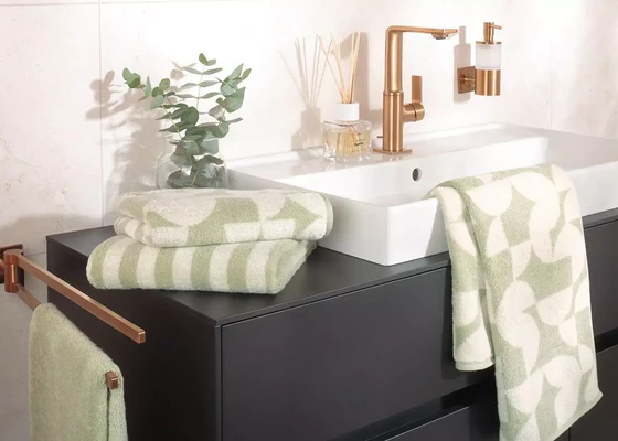 Cawö Handtuch Studio 6251-43 Wasabi – Hochwertiges Handtuch mit grafischem Muster aus 100 % Baumwolle
