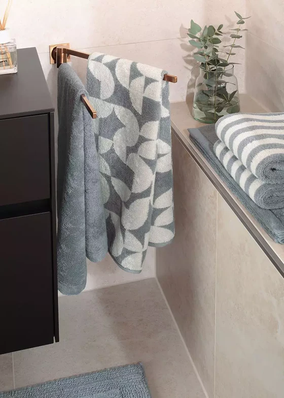 Cawö Handtuch Studio 6251-13 Nordic Blue – Edles Handtuch mit grafischem Muster aus 100 % Baumwolle