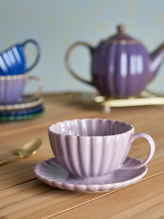 Bloomingville Tasse mit Untertasse – Cozy Steinzeug in Rosa, 220 ml