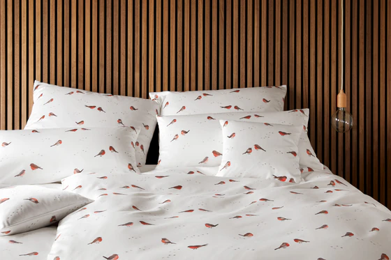 Elegante Rotkehlchen-Bettwäsche: Mako-Satin, Allergikerfreundlich
