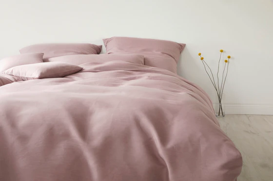 Elegante Breezee Bettwäsche Blush – Kühl & Atmungsaktiv
