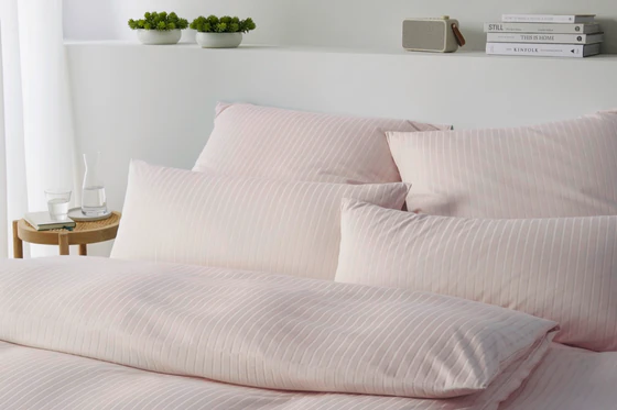 Elegante Solid Stripe Bettwäsche Rose – Weich & Atmungsaktiv