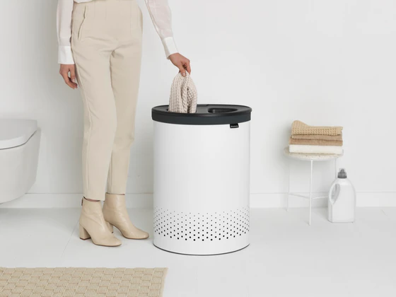 Wäschebox mit Trennsystem 55L Brabantia Selector – Stahl/Kunststoff