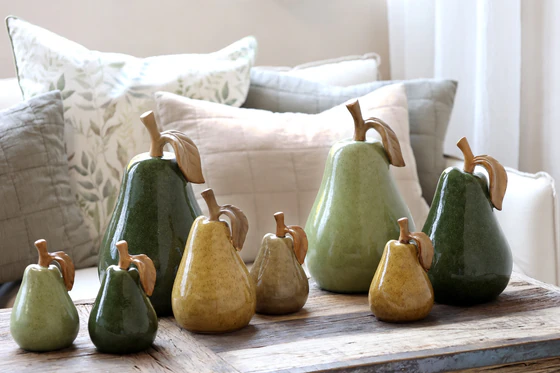 Dekorative Keramikfigur Chic Antique Birne mellow Glanz