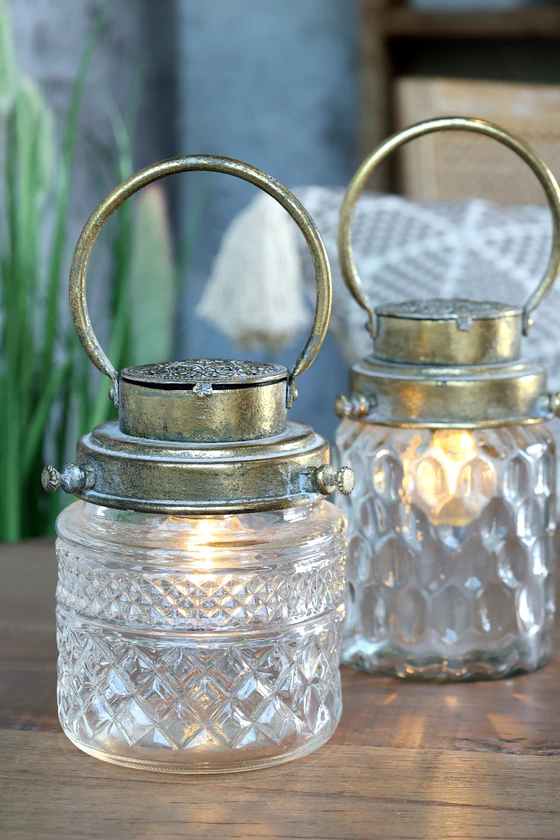 Dekorative LED-Laterne Chic Antique Stalllaterne Timer-Funktion