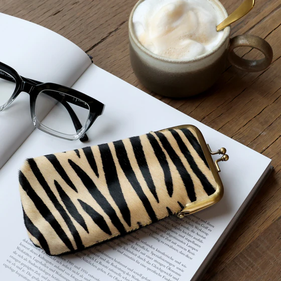 Reißverschluss-Etui Chic Antique Leder Zebra-Unikat 18x10 cm