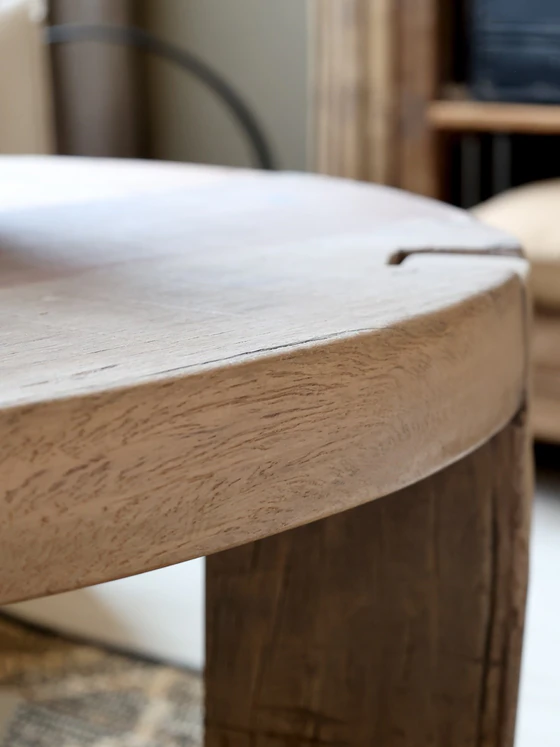 Runder Couchtisch Chic Antique Grimaud – Recyclingholz Natur