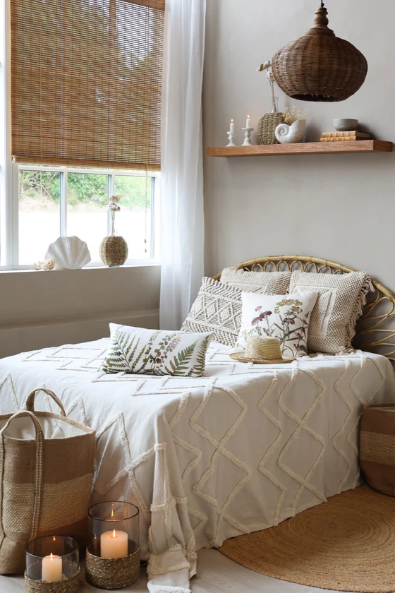 Tagesdecke Chic Antique Aix Off White – Nachhaltig & Weich