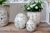 Dekoratives Keramik-Ei Chic Antique Cavaillon Creme Blumenmotiv