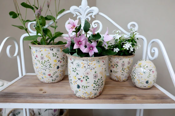 Blumentopf Keramik Chic Antique Cavaillon Creme Blumenmotiv