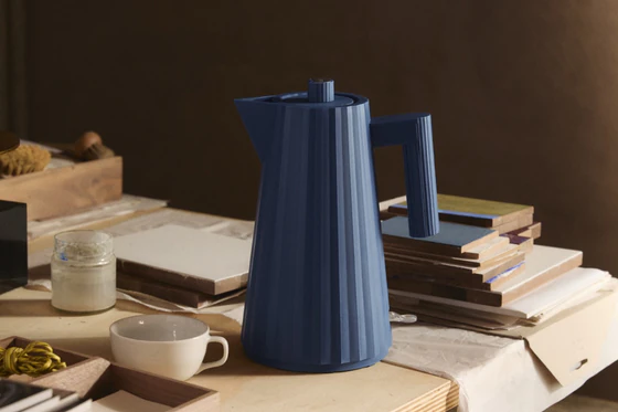 Elektrischer Wasserkocher Alessi Plissé-MDL06 2400W