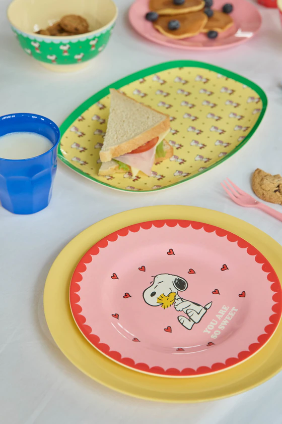 Melamin-Teller Rice by Rice Snoopy Pink – Bruchfest & BPA-frei